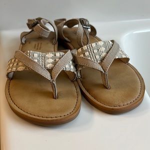 NWOB Toms Sandals Size 6; Light Green/Tan Color